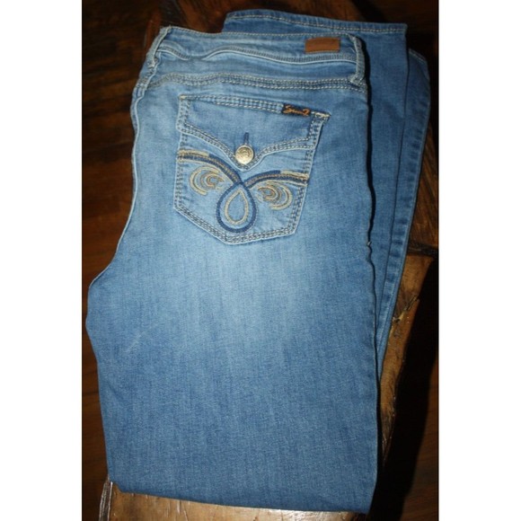 Seven7 Denim jeans Flap Decorative Pocket Sz 14 Bootcut Leg Distressed 36X31 - Picture 3 of 10